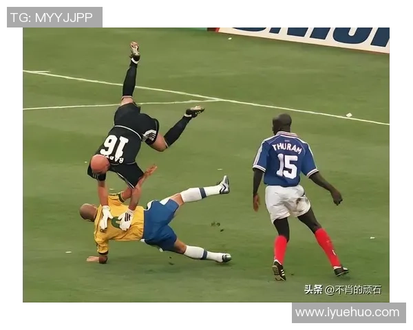 福法纳:我因德罗巴爱上切尔西;期望像德塞利和马克莱莱相同 福法纳:我因德罗巴爱上切尔西;期望像德塞利和马克莱莱相同